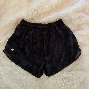 lululemon hotty hot shorts